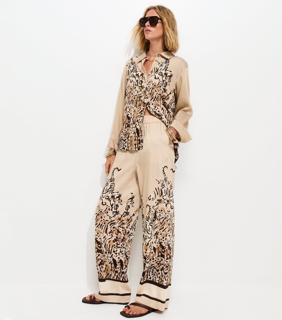 New Look Women's Brown Tiger Print Wide Leg Trousers New Look