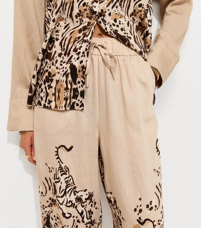 New Look Women's Brown Tiger Print Wide Leg Trousers New Look - 3