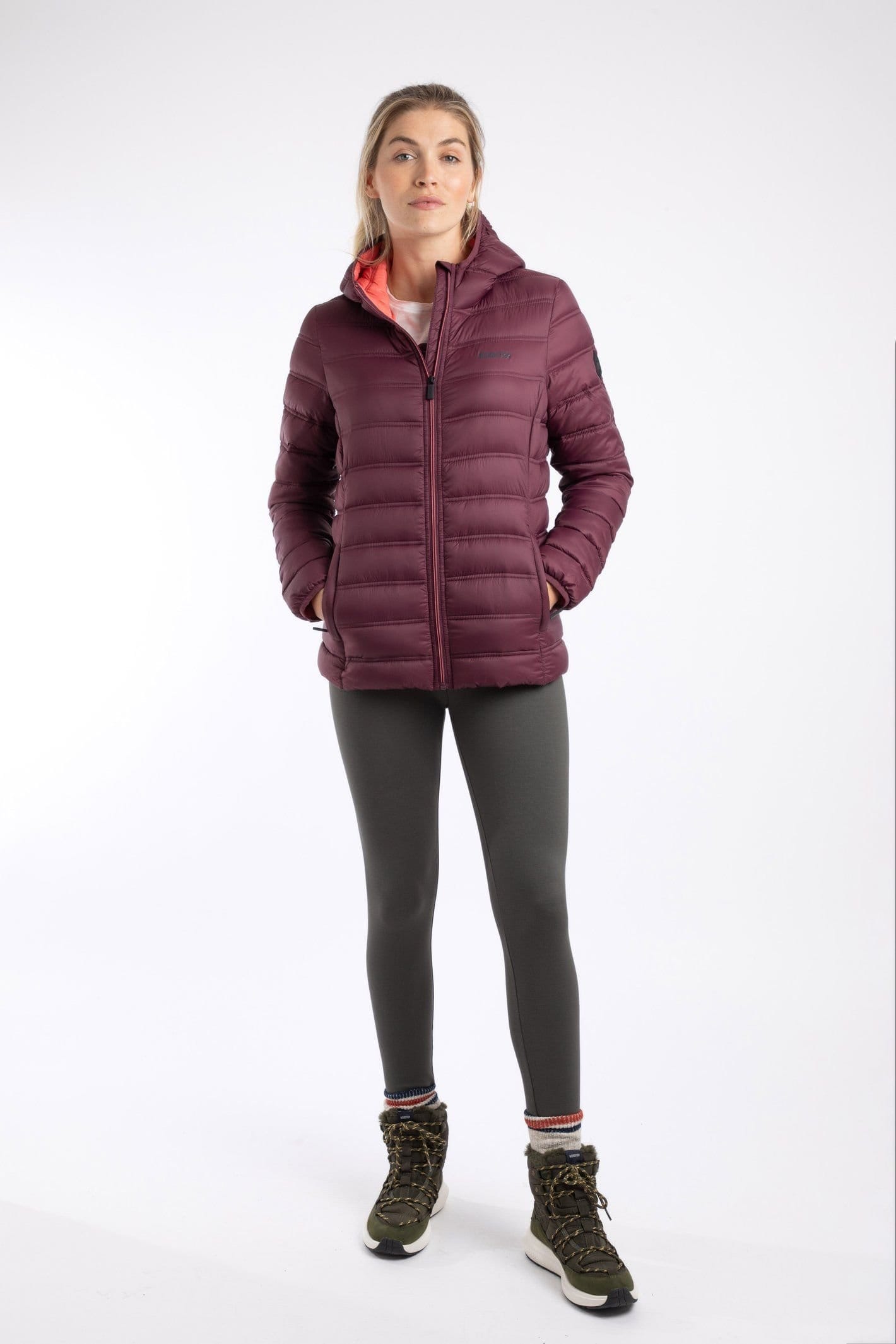 Weird Fish Weird Fish Women's Eshka Lightweight Padded Jacket in Aubergine - 4