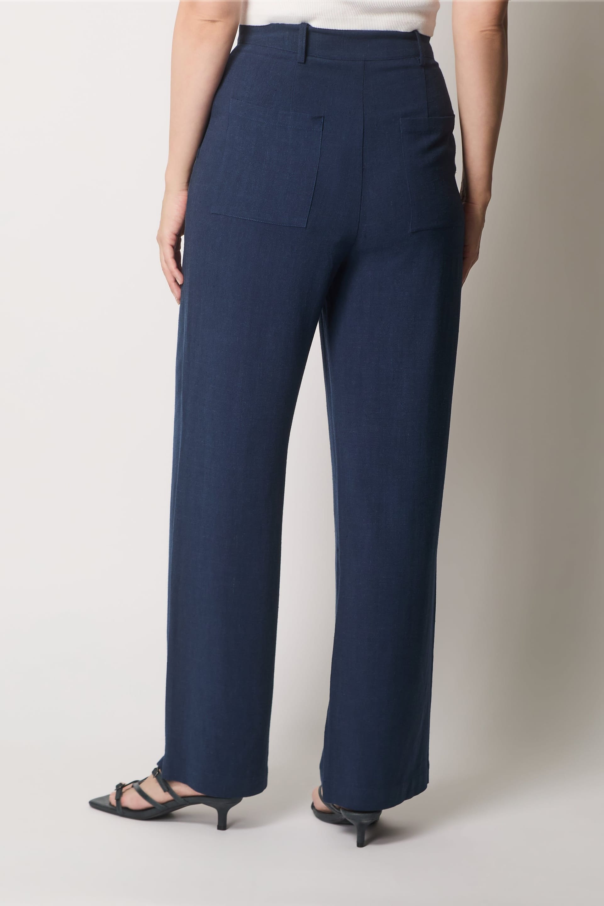 SOLO SOLO Women's Linen Trousers in Navy - 4