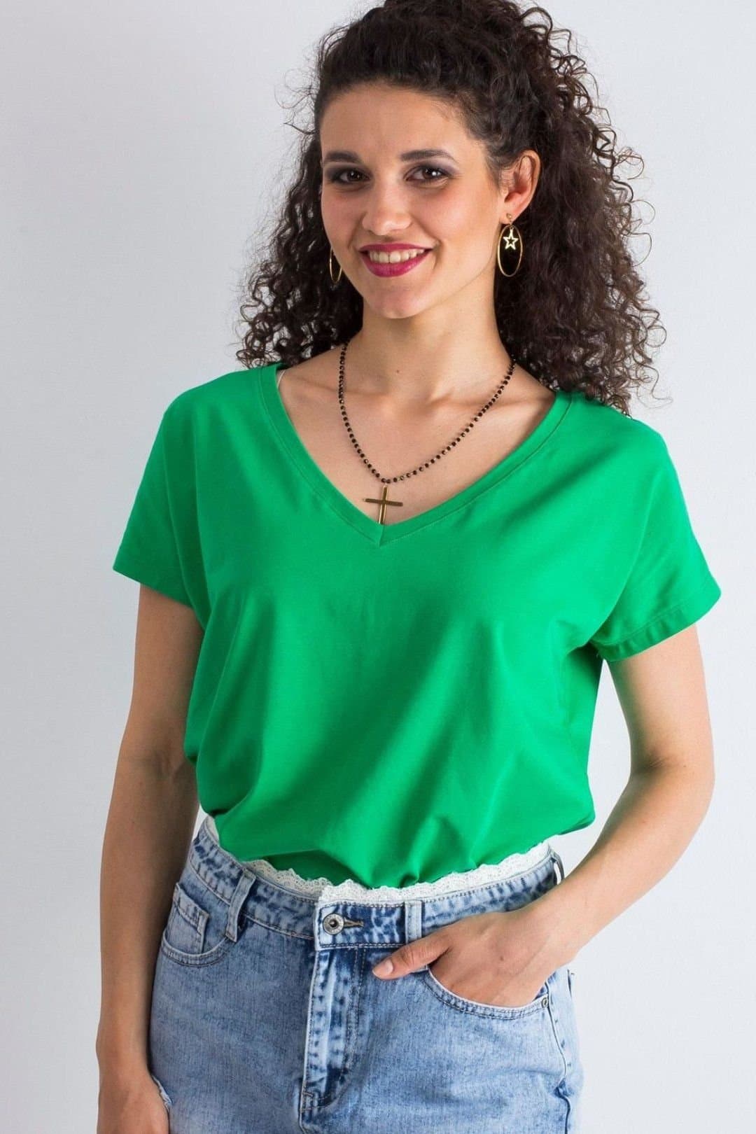 Love Lace Love Lace Women's Heart Neck Short Sleeve T-Shirt for Any Occasion in Green
