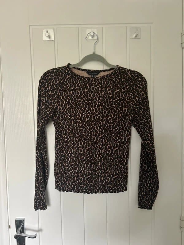 New Look New Look Long Sleeve Leopard Top Size 10