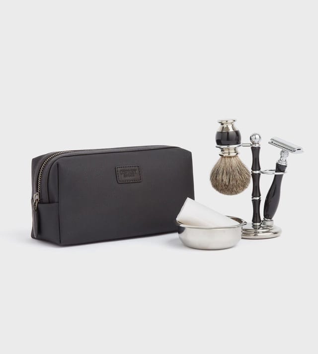 OSPREY LONDON OSPREY LONDON Men's The Small Grantham Waxed Canvas & Leather Washbag in Black - 2