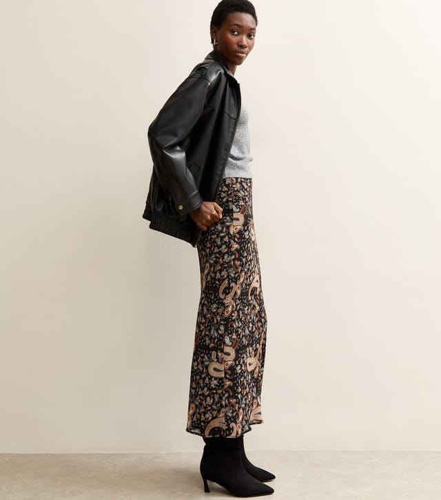 New Look Women's Tall Black Chiffon Paisley Bias Cut Midi Skirt New Look - 3