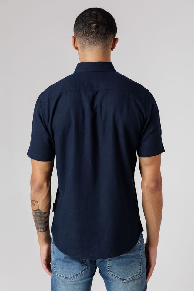 French Connection French Connection Men's Linen Blend Short Sleeve Chest Pocket Shirt in Navy - 2