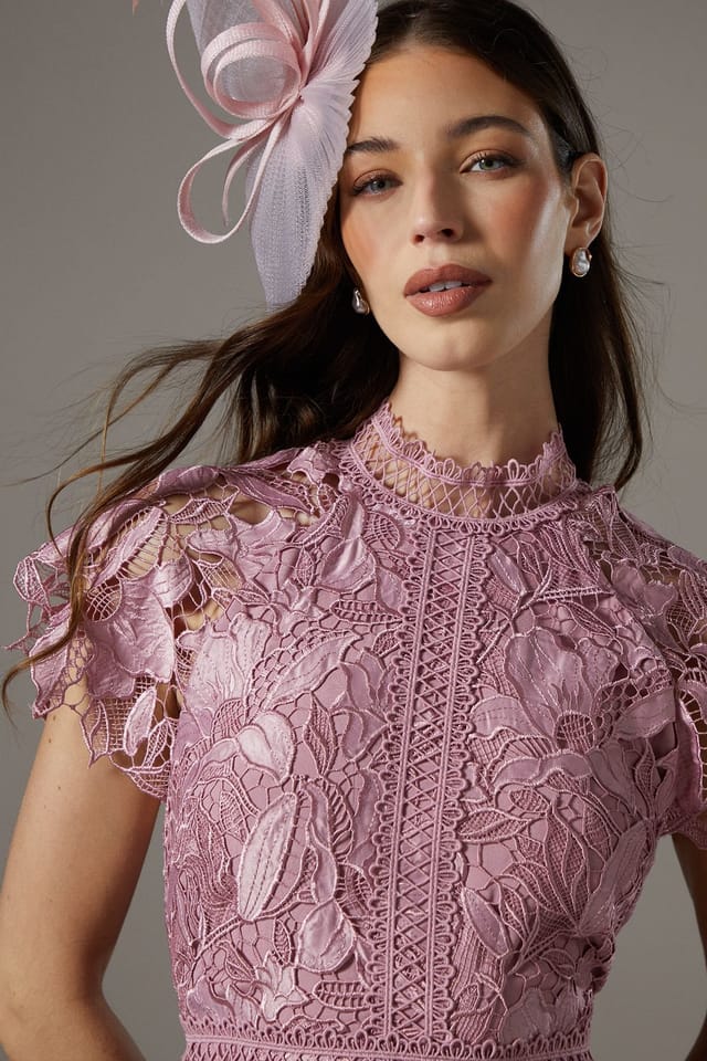 Coast Coast Women's Satin Lace Tiered Dress in Rose - 2