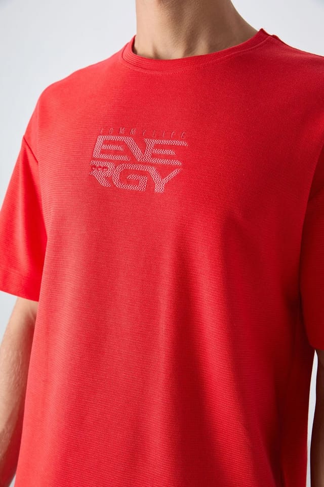Tommy Life Tommy Life Men's Oversized Logo Embroidered Cotton-Blend T-Shirt in Red - 3