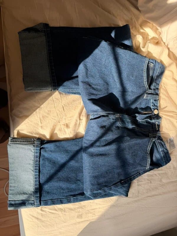 Bershka Dark blue, cuffed Bershka jeans