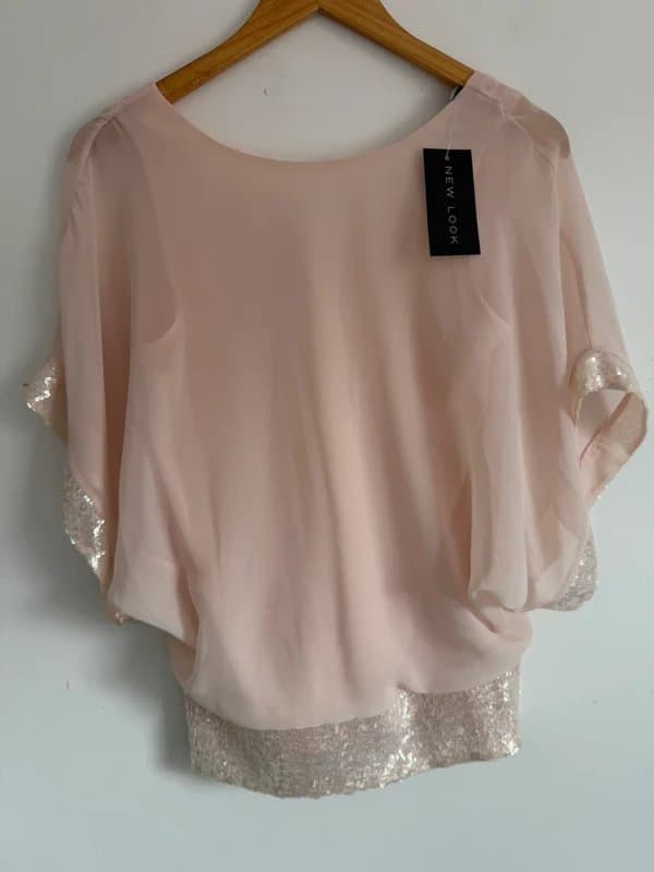 New Look Brand new with tags women’s New Look floaty blouse with sequin sparkle detail