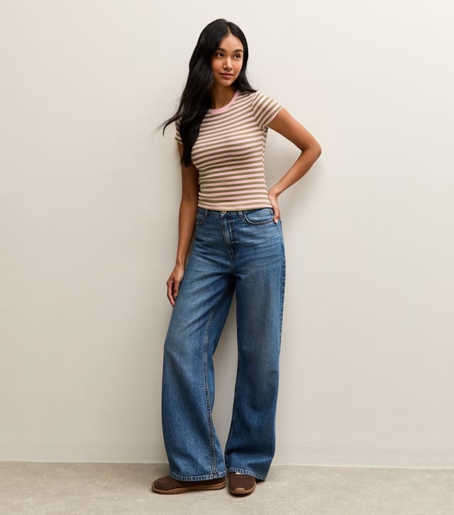 New Look Women's Green Striped Baby Tee T-Shirt New Look - 3