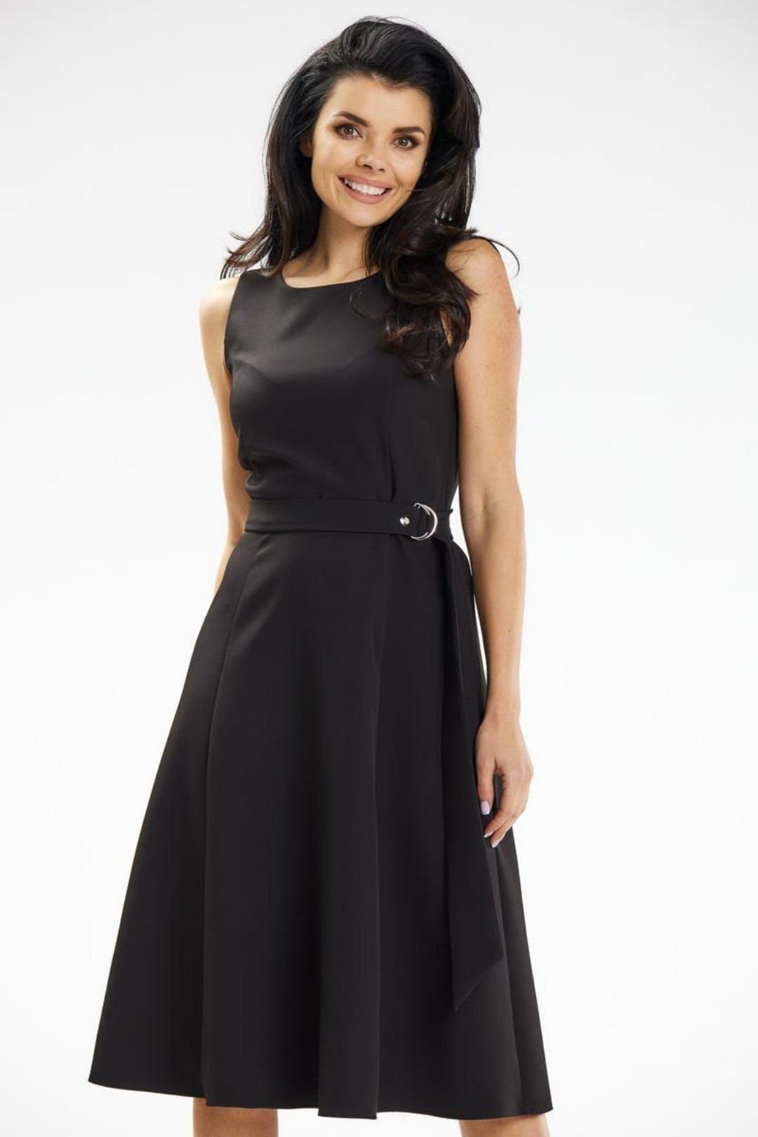 Love Lace Love Lace Black Strapless Midi Boat Neck Dress