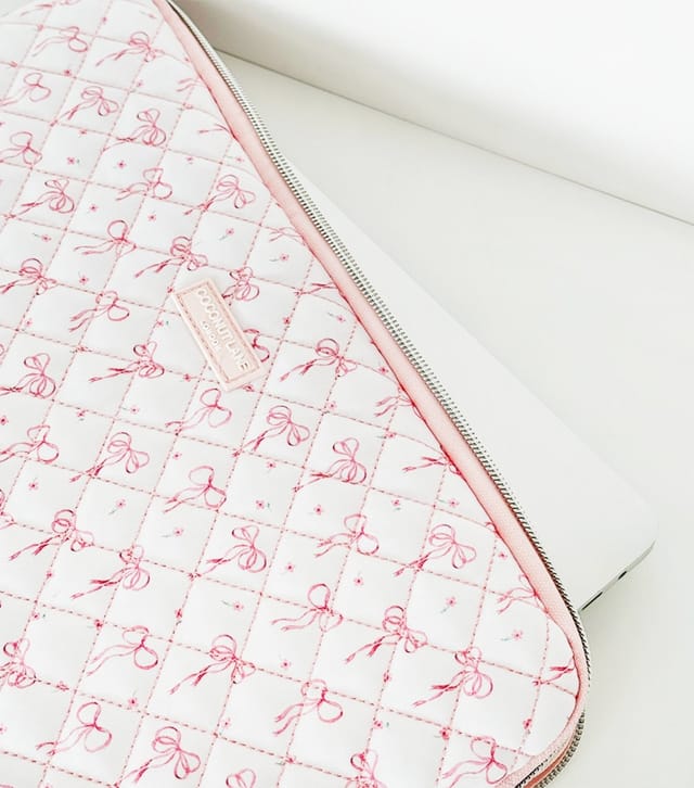 Coconut Lane White Quilted Bows Laptop Sleeve Coconut Lane New Look - 2