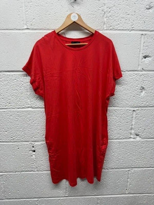 New Look Ladies Red New Look T Shirt Dress UK 16