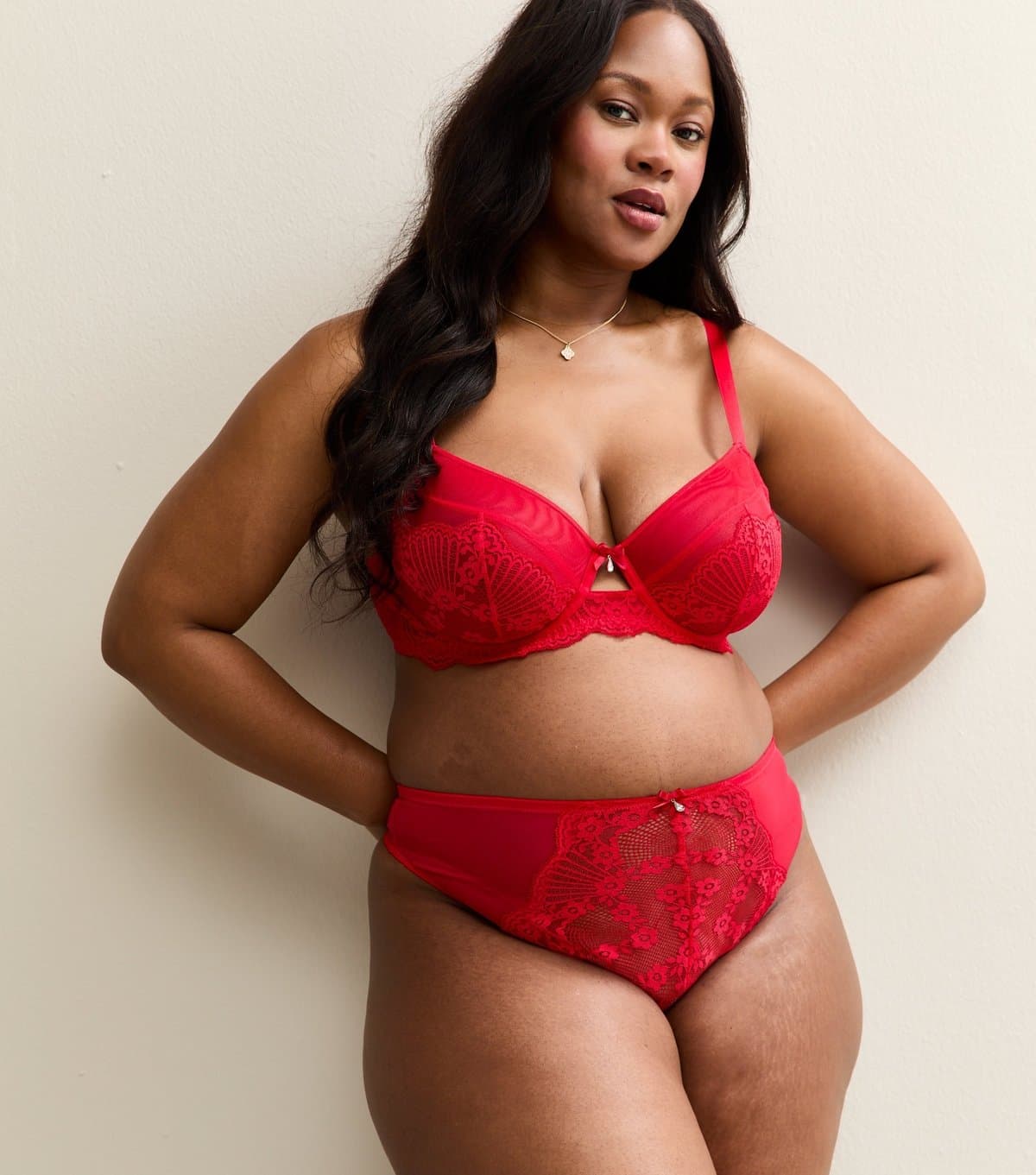 New Look Women's Plus Size Red Floral Lace Panel Mesh Thong Curves New Look