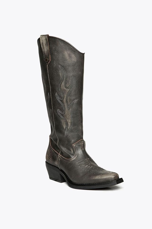 Steve Madden STEVE MADDEN Women's 'Wessel Boot Brown' Leather Boots in Dark Brown - 2