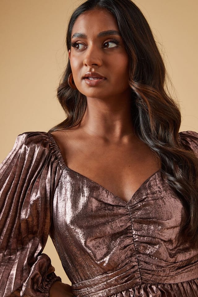 Oasis Oasis Women's Occasion Pleated Metallic Midi Dress in Pink - 2