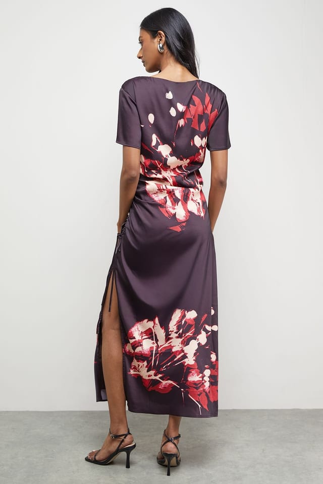 Warehouse Warehouse Women's Placement Print Crinkle Satin Ruched Midi Dress in Floral - 3