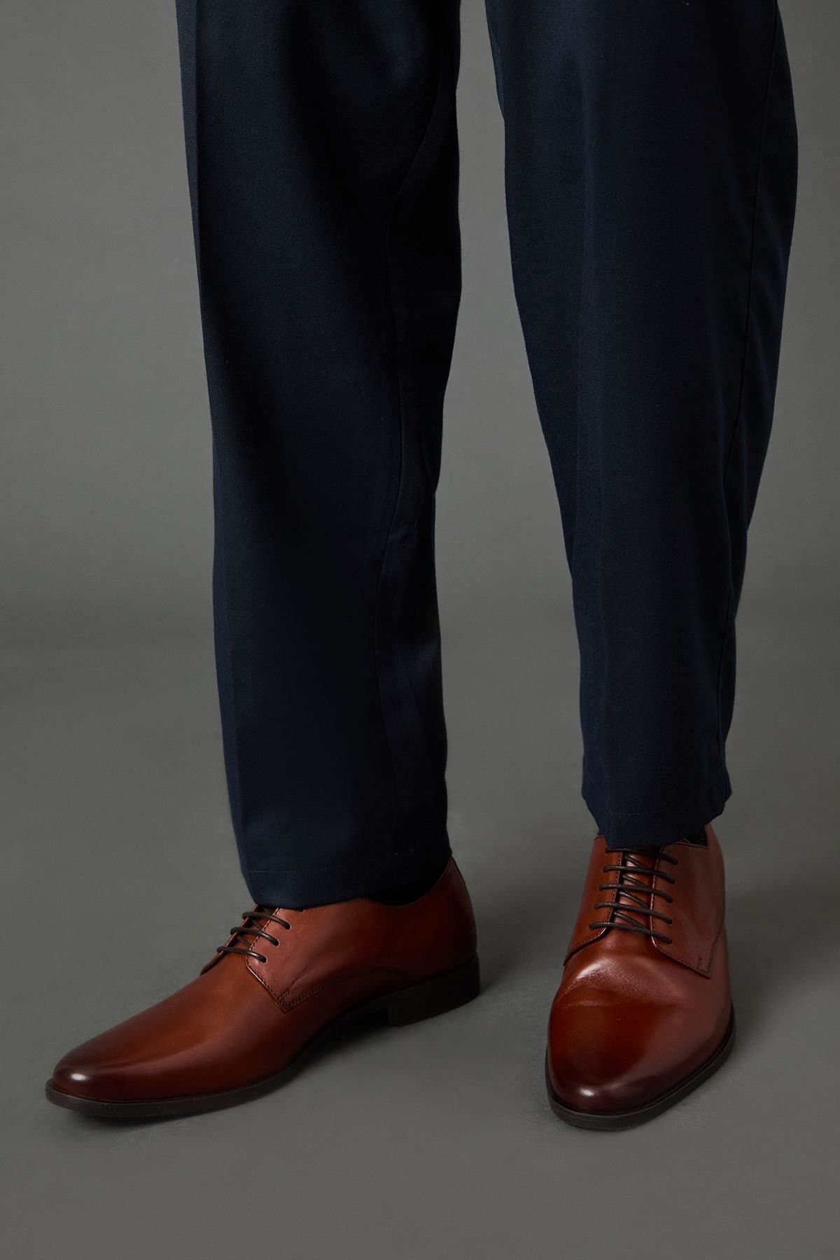 Burton Burton Men's Tan Leather Smart Derby Shoes