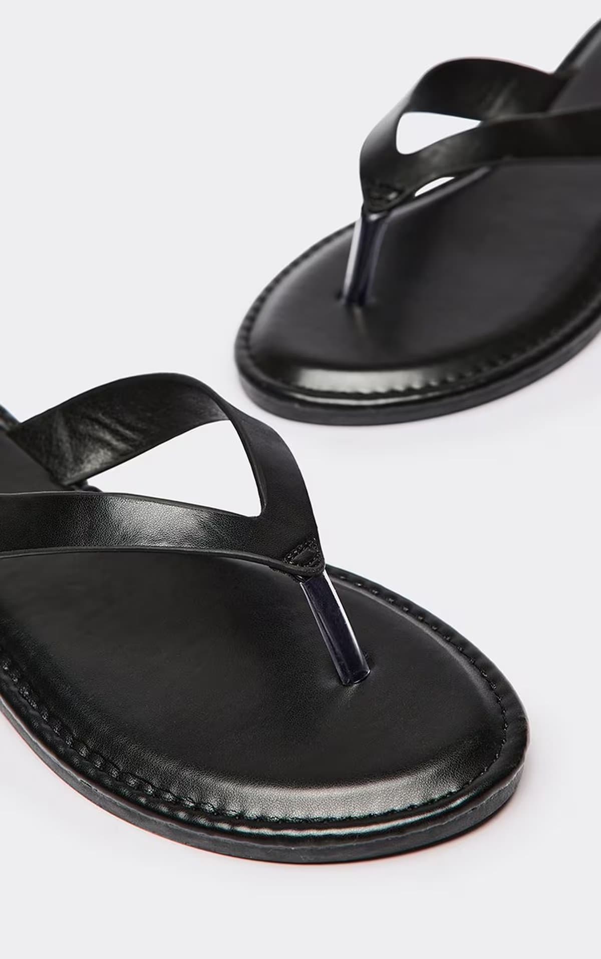EGO Ballina Thong Strap Flat Slider Sandal In Black Faux Leather, Women's Size UK 3