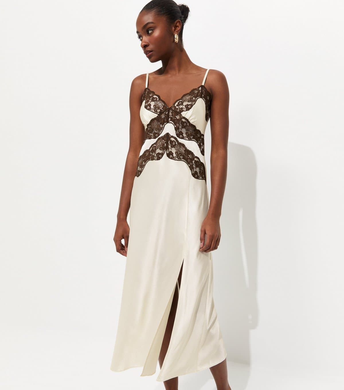 New Look Women's Cream Contrast Lace Trim Slit Hem Midi Dress New Look