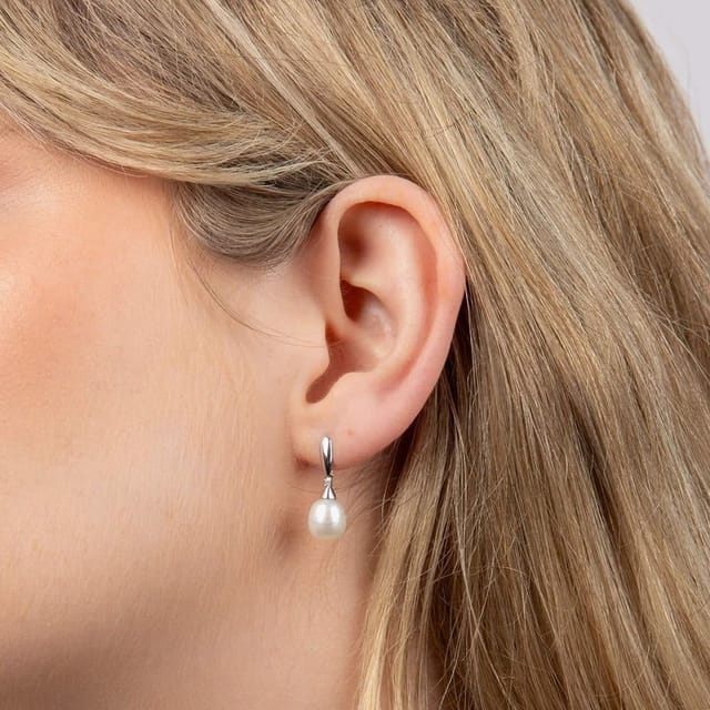 T.H.Baker T.H.Baker Women's 9ct White Gold Diamond Freshwater Pearl Dropper Earrings GE2075W in Silver - 3