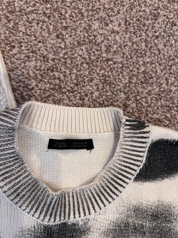 Zara Zara Knitted Jumper - Cream/Black - S