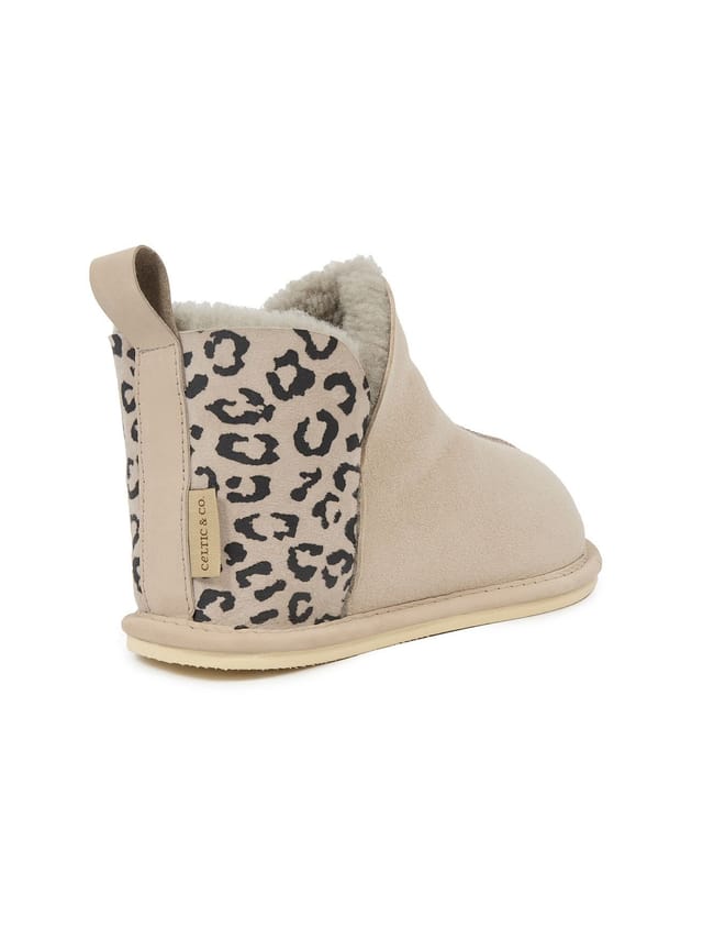Celtic & Co Celtic & Co Women's Sheepskin Slipper Boot in Cream - 2