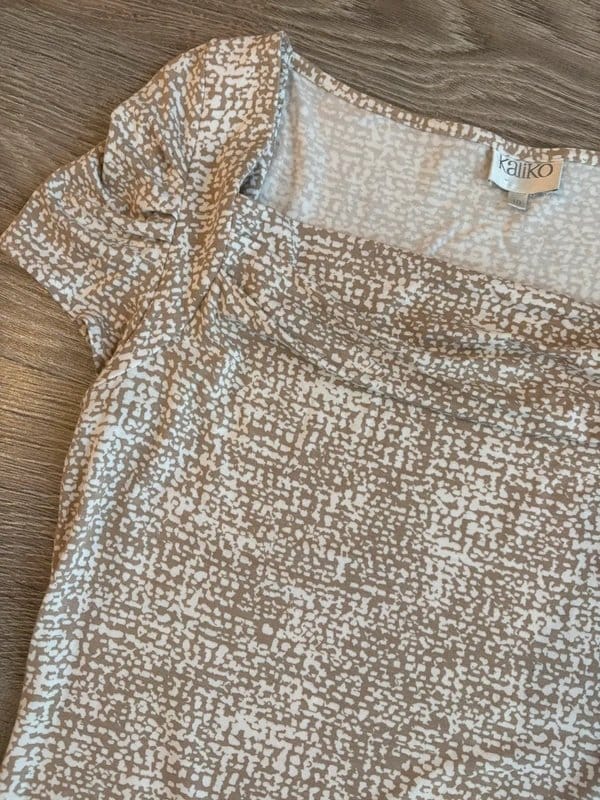 Kaliko Beige & Cream Ruche Top UK 10 | Vintage 2000s Stretch Tee