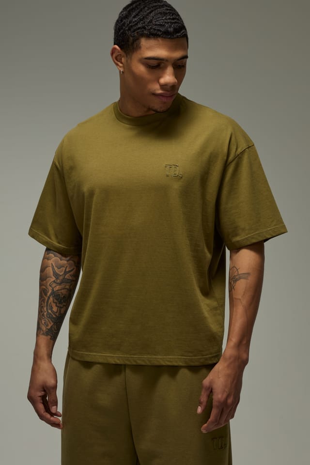 Training Dept. Training Dept. Men's Training Dept Premium Heavyweight 220gsm Oversized Boxy T-shirt in Olive - 3
