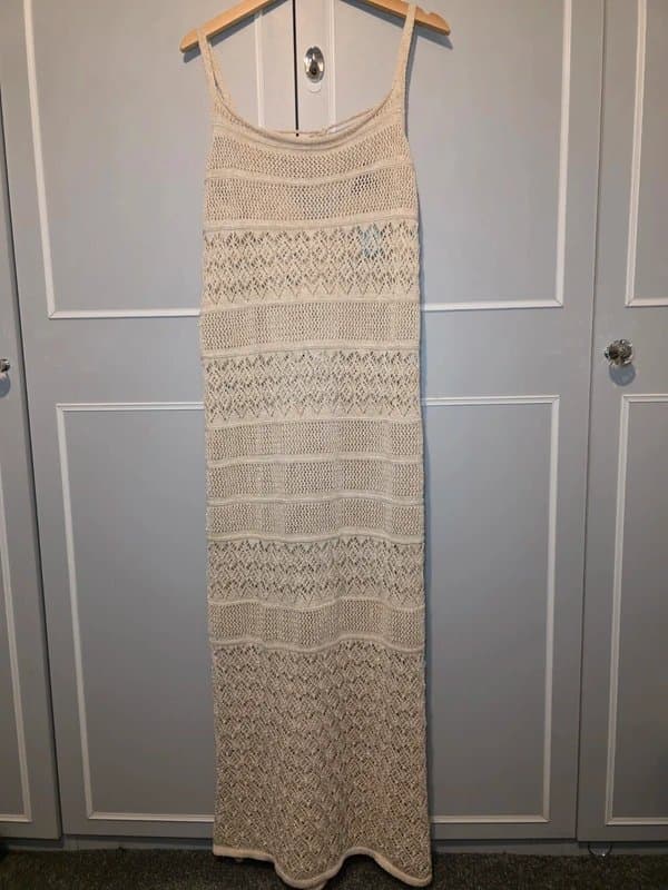 New Look Womens New Look Crochet Glitter Maxi Dress Size L Cream Beach Cover Up NWT.  RefS27