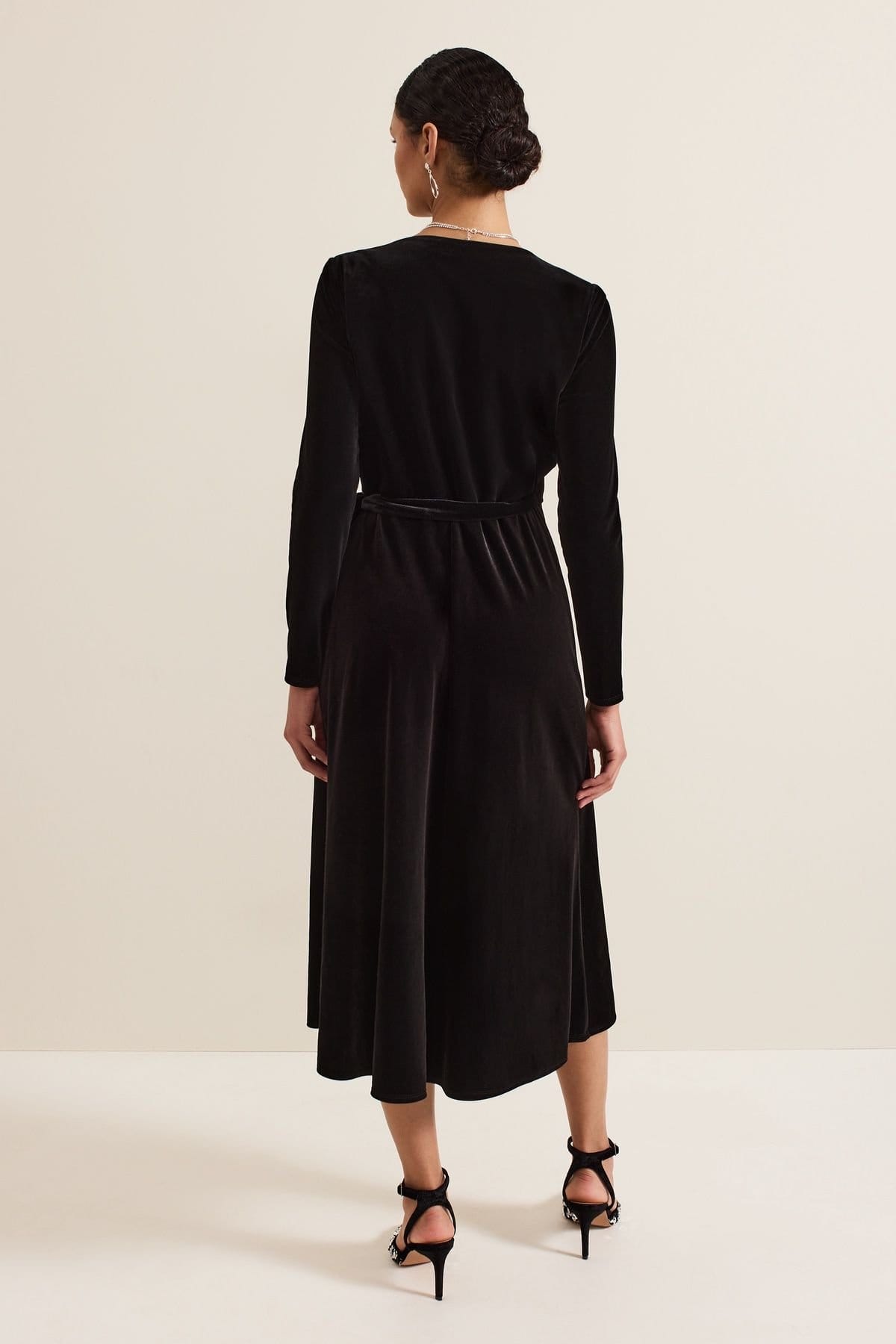 Phase Eight Phase Eight Women's Julia Velvet Wrap Dress in Black - 4