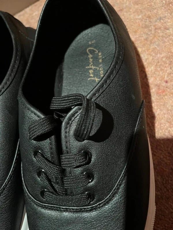 New Look Black lace up pumps size 8