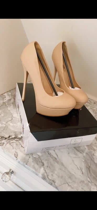 The Unbranded Brand Unbranded Nude Beige Platform High Heels Summer Size 3 New in Box
