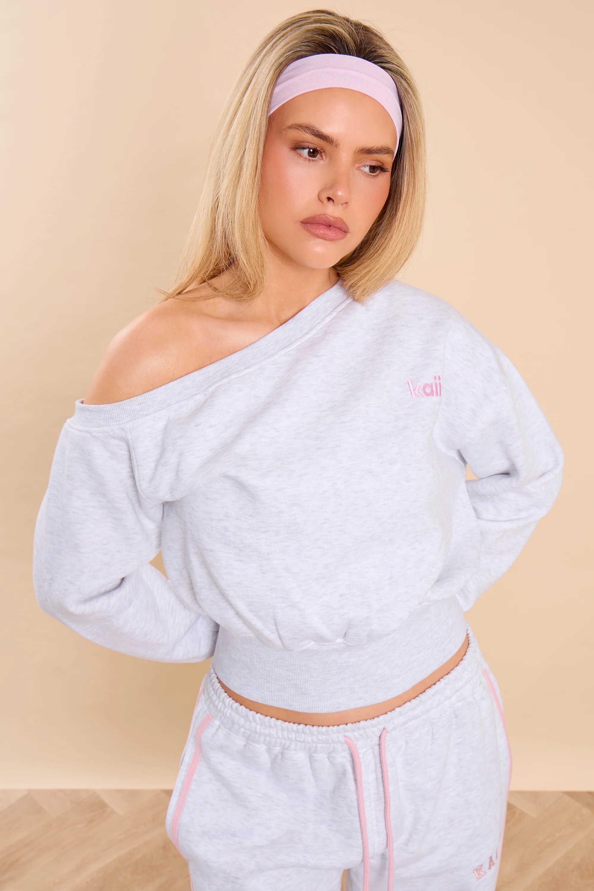 Kaiia Kaiia Off the Shoulder Sweatshirt Light Grey Marl & Pink Sugar - 2
