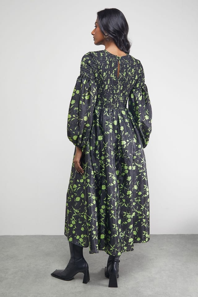 Warehouse Warehouse Women's Petite Textured Organza Shirred Midaxi Dress in Lime - 3