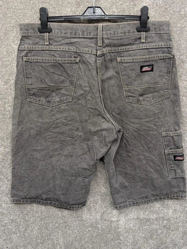 Dickies Dickies Shorts Mens 34W Grey Knee Length Baggy Skater Cargo Jorts Jean Y2K VTG