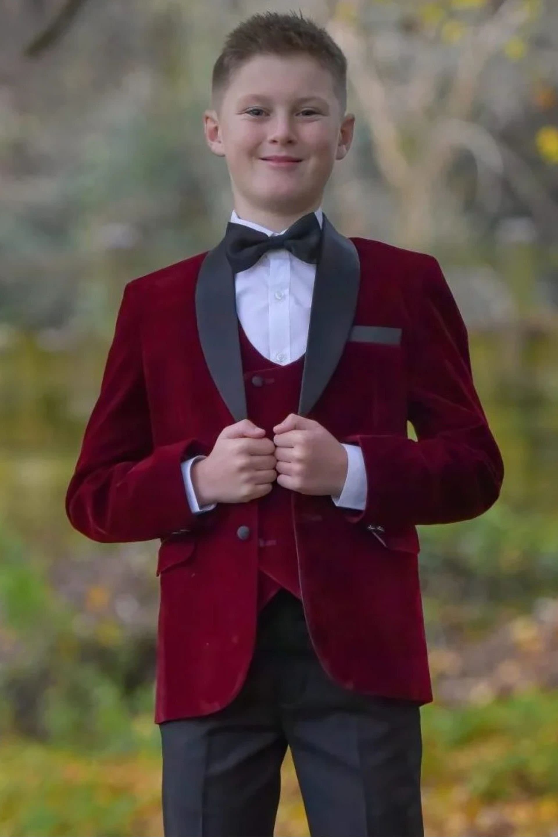 Vivaki Vivaki Men's 5 Piece Wine Velvet Tuxedo Suit