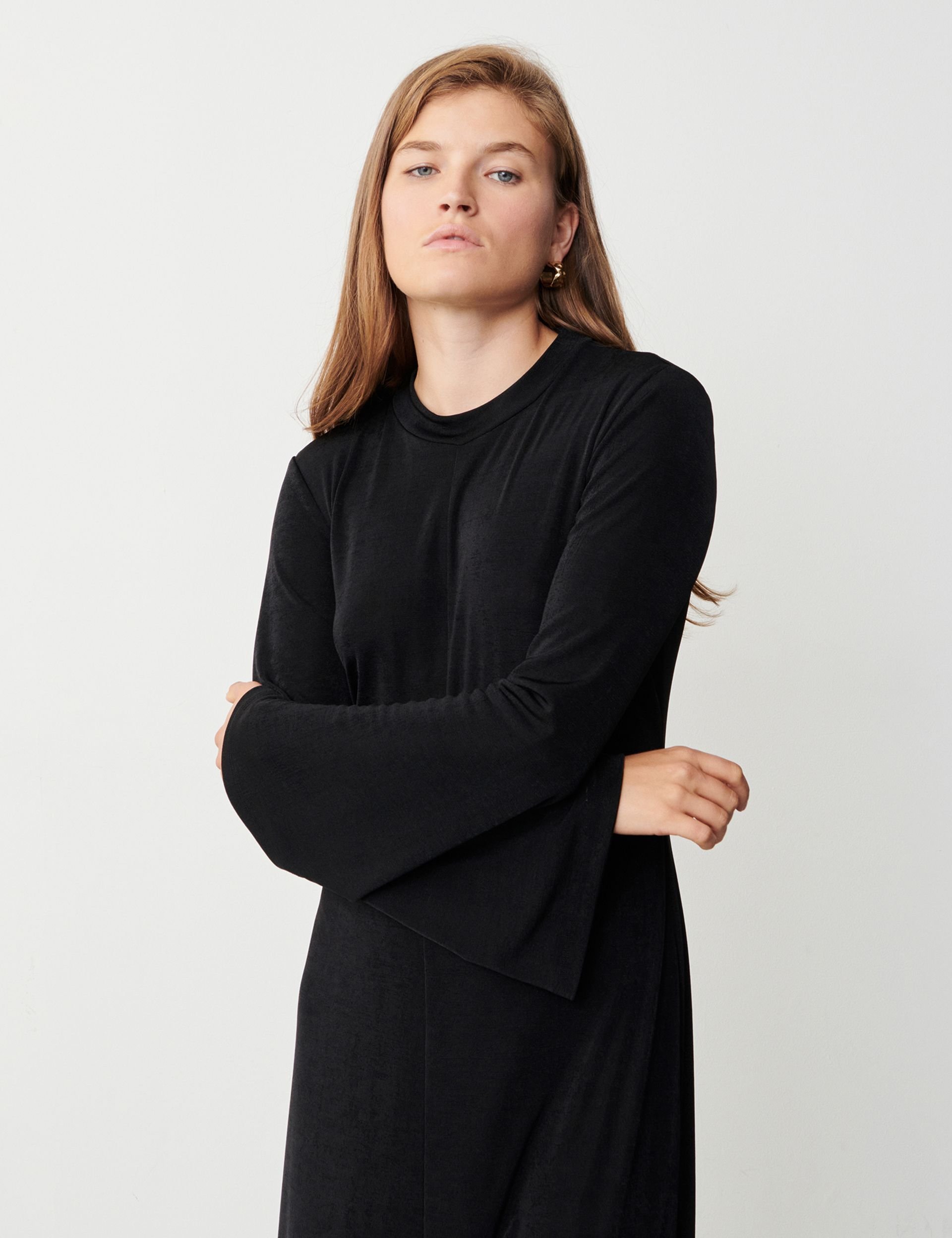 Finery London Finery London Women's Oakney Flared Sleeve Midi Dress in Black - 2