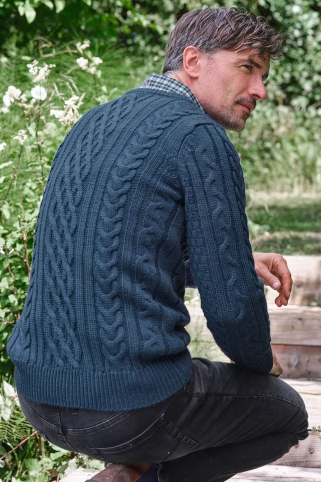 WoolOvers WoolOvers Men's Pure Wool Aran Sweater in Mid Navy - 3