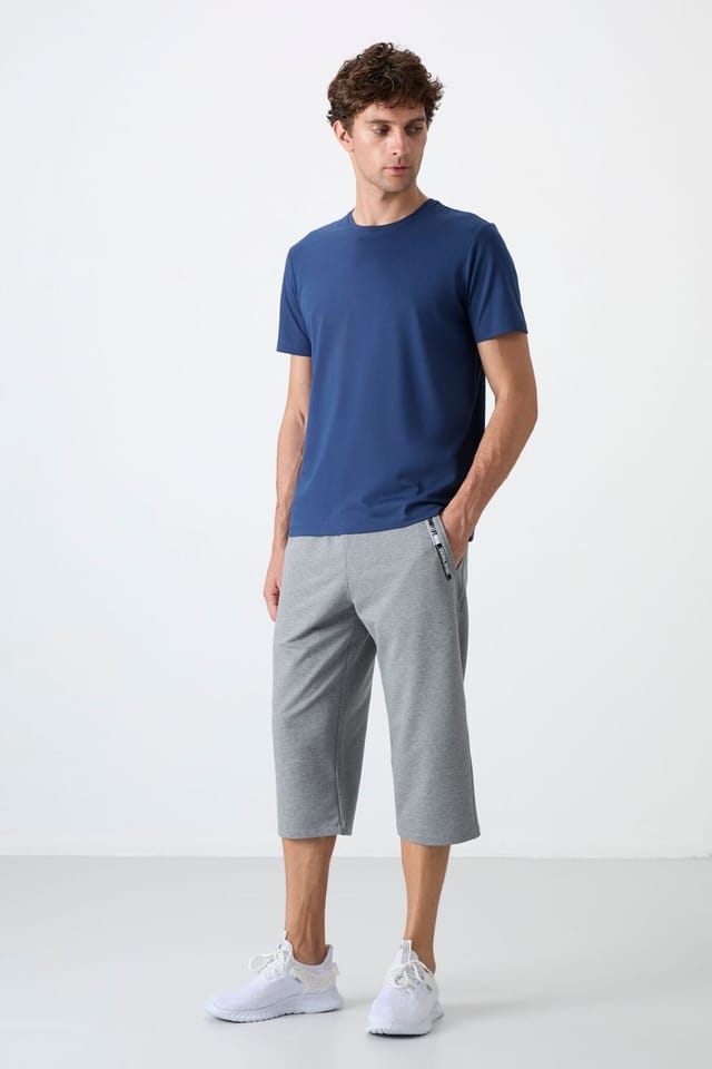 Tommy Life Tommy Life Men's Mid-Waist Capri Shorts in Grey - 2