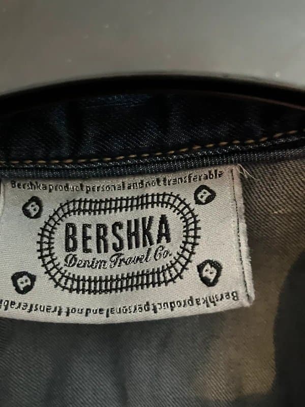 Bershka Lady’s denim shirt stone wash