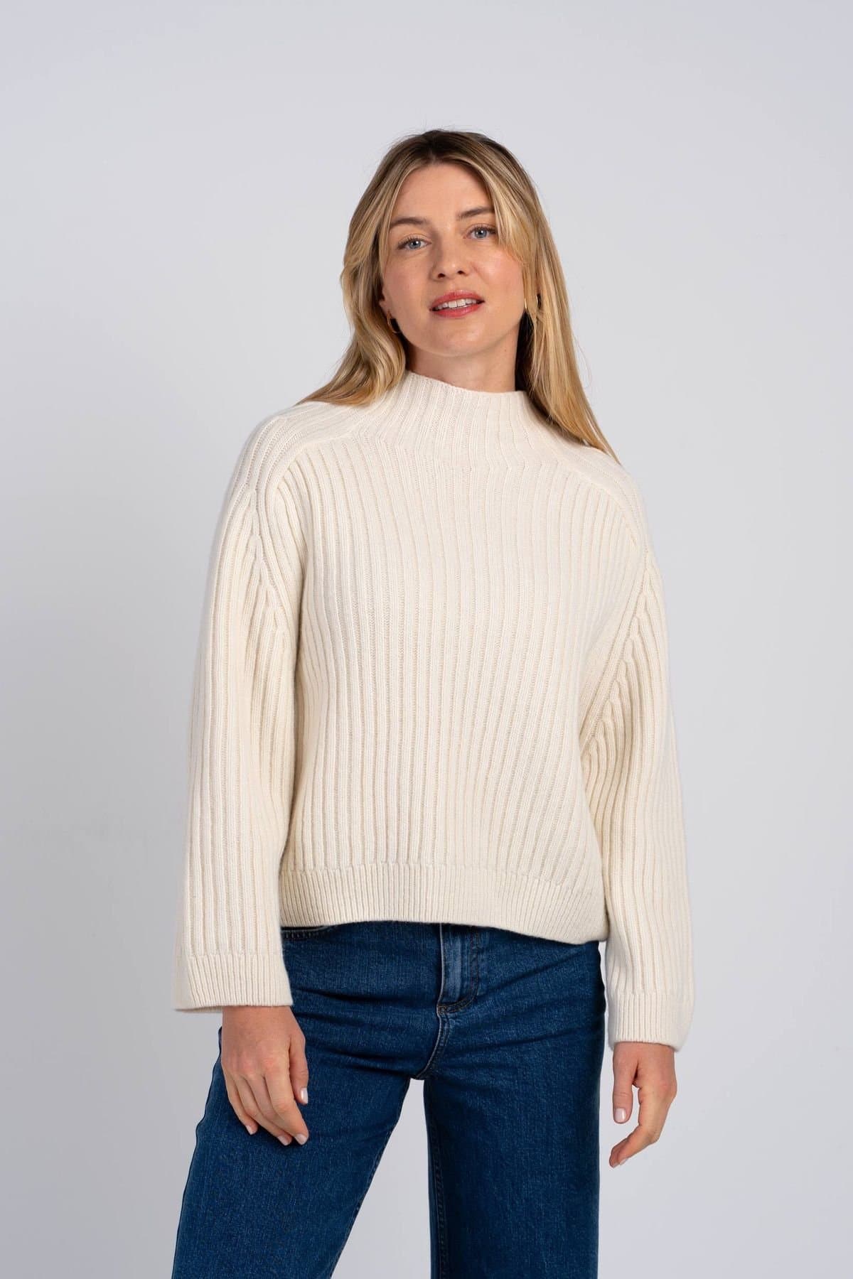 Kettlewell Kettlewell Women's Maeve Rib Knit Sweater in Ivory
