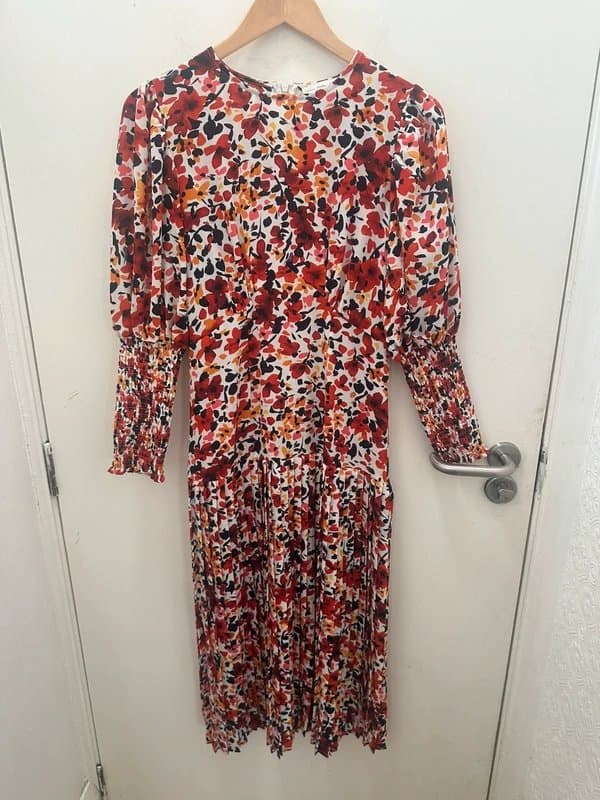 Never Fully Dressed Never Fully Dressed orange blossom long sleeved midi dress 8 rk14