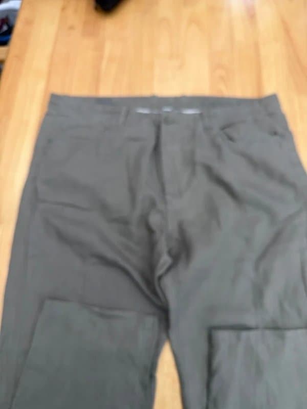 Calvin Klein Men’s linen trousers.