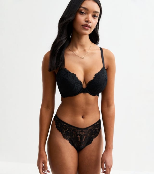 New Look Women's Black DD+ Floral Lace Plunge Bra New Look - 3
