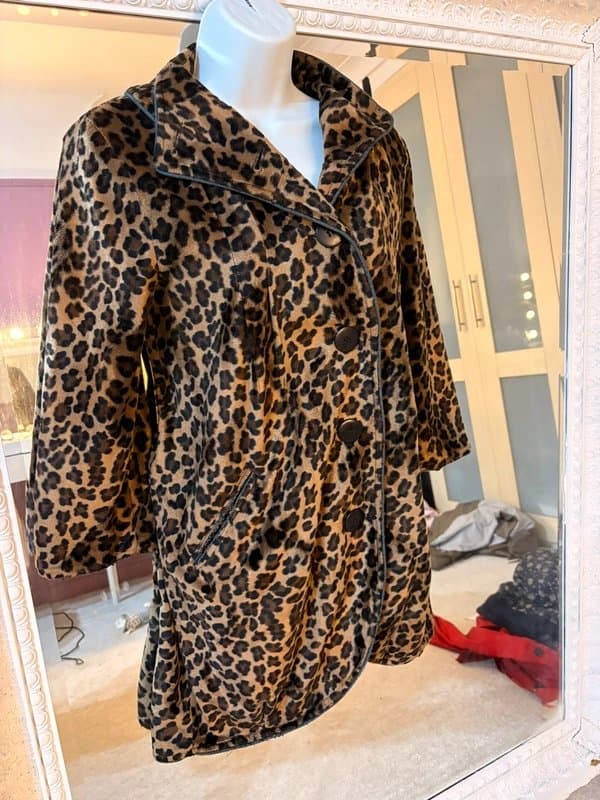 ASOS asos leopard print lightweight coat