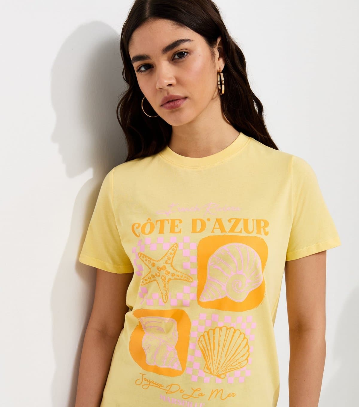 New Look Women's Light Yellow Cotton Côte d'Azur Relaxed Fit T-Shirt New Look