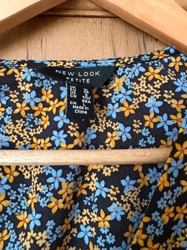 New Look New Look petite floral peplum top, large 10