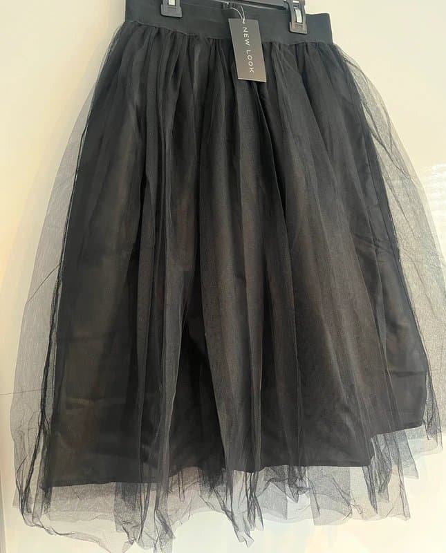 New Look Brand new tulle midi skirt sz 10