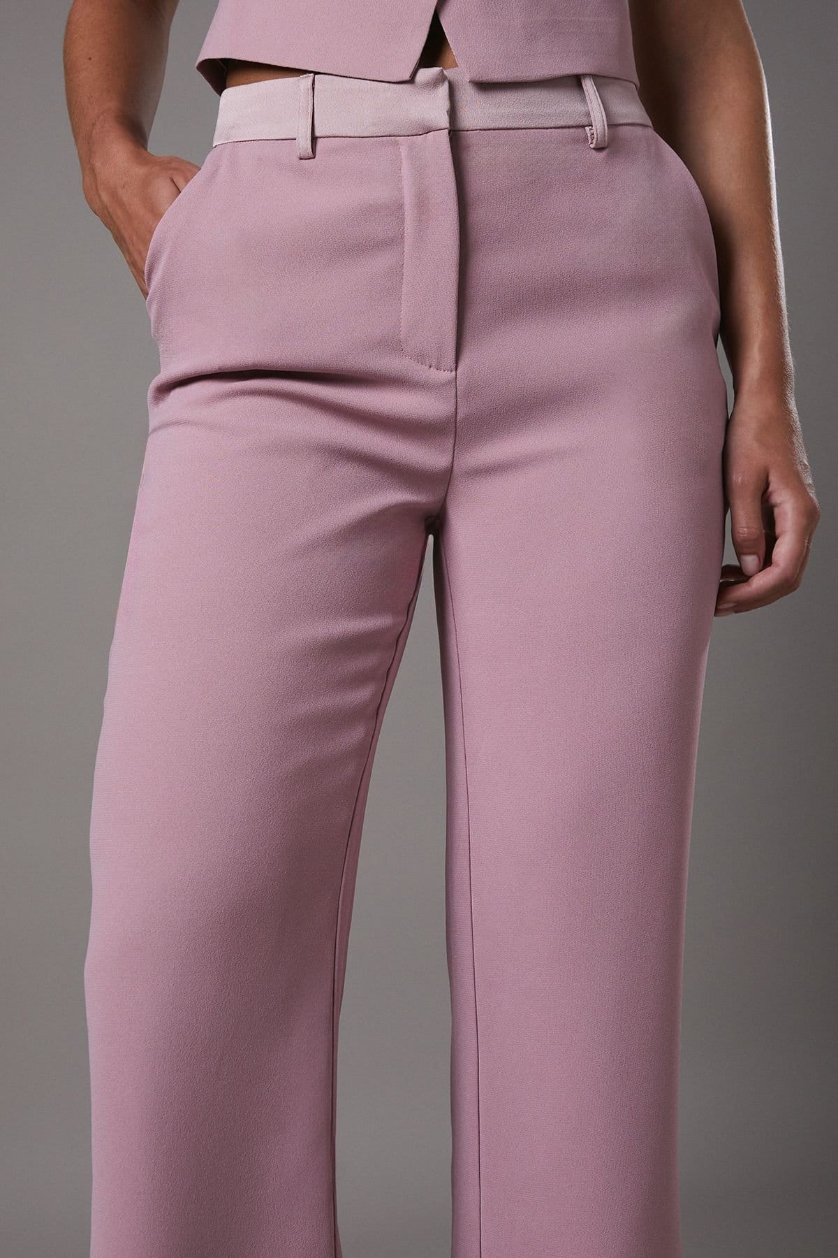 Coast Coast Women's Premium Flare Trouser in Mink - 4